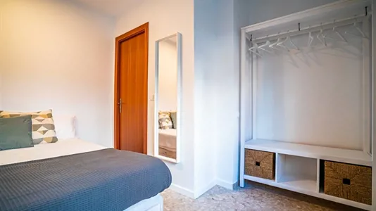 Rooms in L'Hospitalet de Llobregat - photo 2