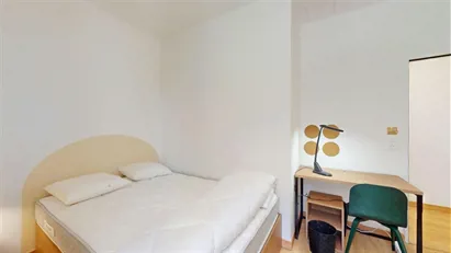 Room for rent in Pontoise, Île-de-France