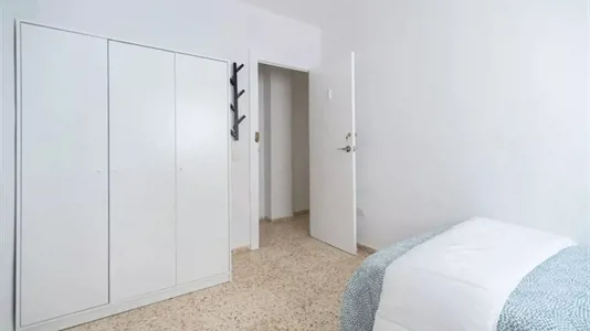 Rooms in Castellón de la Plana/Castelló de la Plana - photo 1