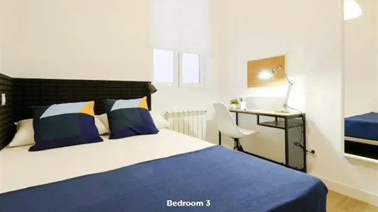 Rooms in Madrid Centro - photo 1