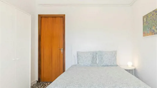 Rooms in Barcelona Eixample - photo 2