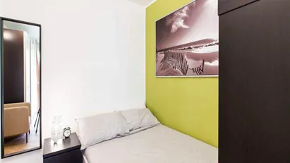 Room for rent in Milano Zona 5 - Vigentino, Chiaravalle, Gratosoglio, Milan