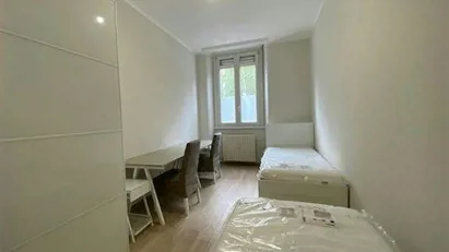 Room for rent in Milano Zona 5 - Vigentino, Chiaravalle, Gratosoglio, Milan