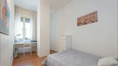 Room for rent in Milano Zona 2 - Stazione Centrale, Gorla, Turro, Greco, Crescenzago, Milan