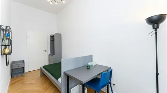 Rooms in Berlin Charlottenburg-Wilmersdorf - photo 3