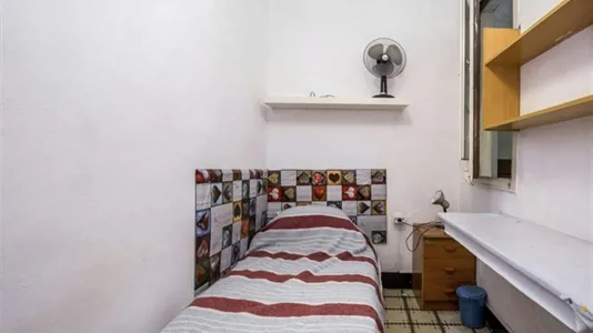 Rooms in Barcelona Eixample - photo 2