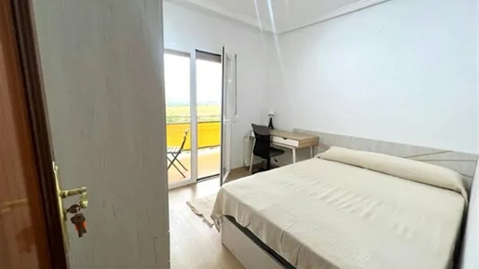 Rooms in Fuenlabrada - photo 2