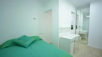 Room for rent in Barcelona Les Corts, Barcelona