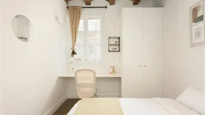 Room for rent in Barcelona Gràcia, Barcelona