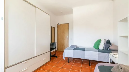 Rooms in Cerdanyola del Vallès - photo 3