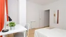 Room for rent, Madrid Chamberí, Madrid, &lt;span class=&quot;blurred street&quot; onclick=&quot;ProcessAdRequest(10450325)&quot;&gt;&lt;span class=&quot;hint&quot;&gt;See streetname&lt;/span&gt;[xxxxxxxxxxxxx]&lt;/span&gt;