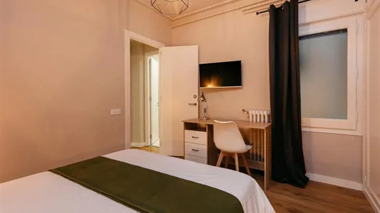 Rooms in Barcelona Sarrià-St. Gervasi - photo 2