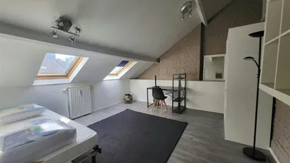 Room for rent in Charleroi, Henegouwen