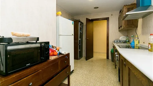 Rooms in Granada - photo 3