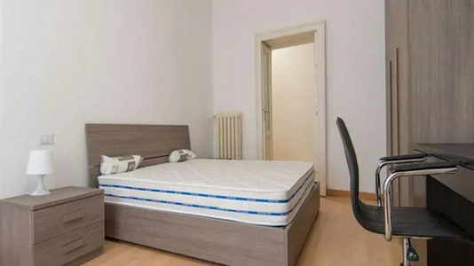 Rooms in Milano Zona 4 - Vittoria, Forlanini - photo 3