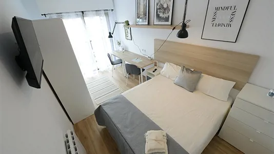 Rooms in Bilbao - photo 1