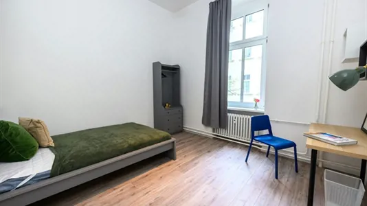 Rooms in Berlin Charlottenburg-Wilmersdorf - photo 1