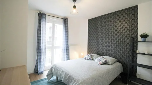 Rooms in Nanterre - photo 1