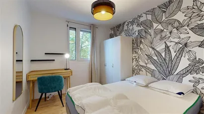 Room for rent in Nanterre, Île-de-France