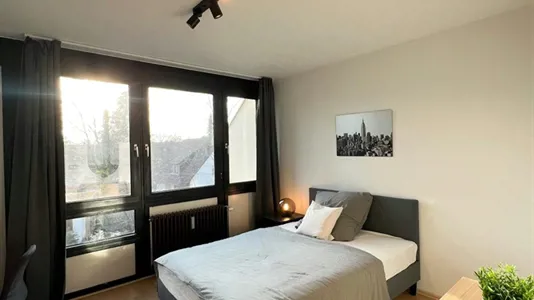 Rooms in Neubiberg - photo 1