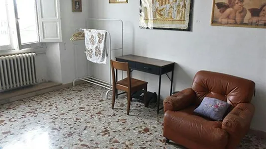 Rooms in Florence - photo 3