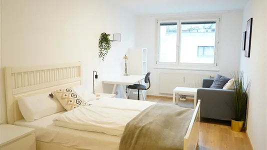 Rooms in Vienna Favoriten - photo 2