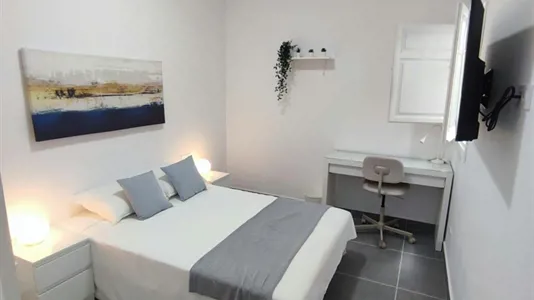 Rooms in El Prat de Llobregat - photo 1