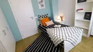 Room for rent, Brescia, Lombardia, Via Mantova