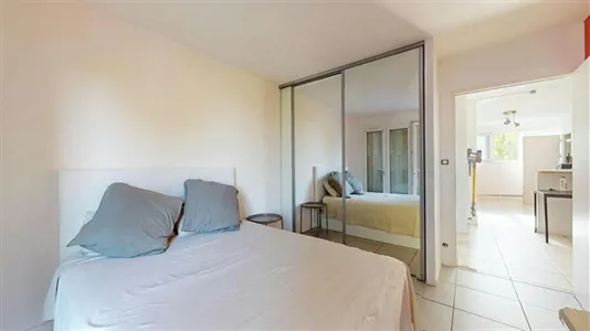 Rooms in Toulouse - photo 3