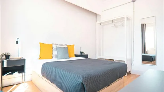 Rooms in Barcelona Les Corts - photo 2