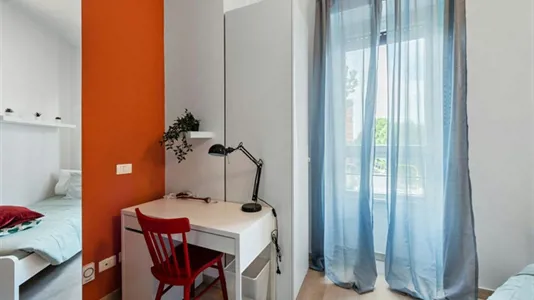 Rooms in Milano Zona 5 - Vigentino, Chiaravalle, Gratosoglio - photo 2