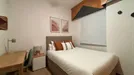 Room for rent, Barcelona Eixample, Barcelona, &lt;span class=&quot;blurred street&quot; onclick=&quot;ProcessAdRequest(12032040)&quot;&gt;&lt;span class=&quot;hint&quot;&gt;See streetname&lt;/span&gt;[xxxxxxxxxxxxx]&lt;/span&gt;