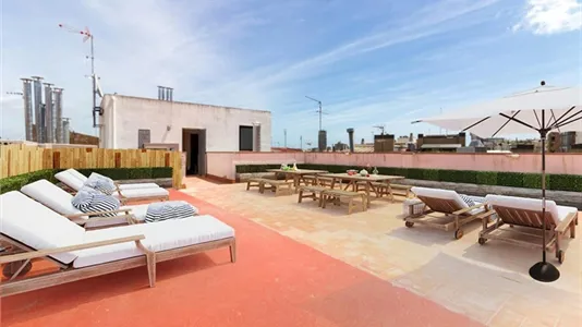 Apartments in Barcelona Ciutat Vella - photo 3