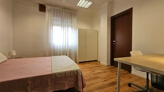 Rooms in Vicenza - photo 2