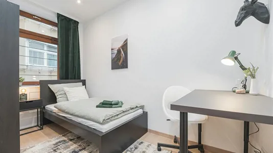 Rooms in Stuttgart-Süd - photo 1