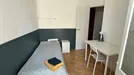 Room for rent, Barcelona Eixample, Barcelona, &lt;span class=&quot;blurred street&quot; onclick=&quot;ProcessAdRequest(7748064)&quot;&gt;&lt;span class=&quot;hint&quot;&gt;See streetname&lt;/span&gt;[xxxxxxxxxxxxx]&lt;/span&gt;