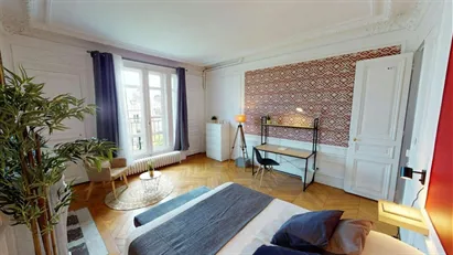 Room for rent in Paris 17ème arrondissement, Paris