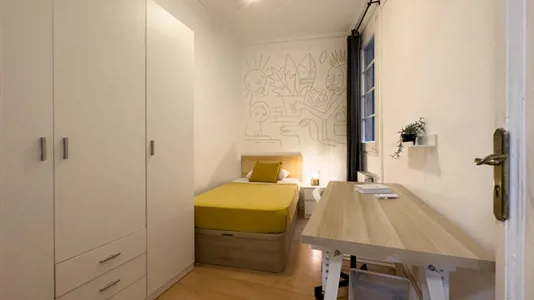 Rooms in Barcelona Ciutat Vella - photo 1