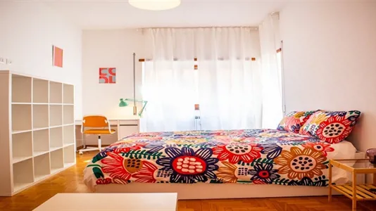 Rooms in Roma Municipio II – Parioli/Nomentano - photo 2