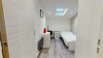 Room for rent in Saint-Étienne, Auvergne-Rhône-Alpes