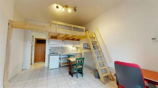 Apartments in Saint-Étienne - photo 3