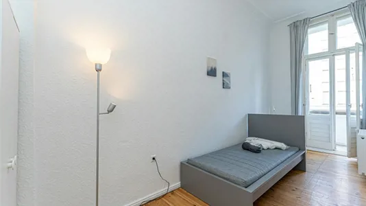 Rooms in Berlin Friedrichshain-Kreuzberg - photo 1