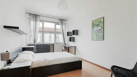 Rooms in Milano Zona 2 - Stazione Centrale, Gorla, Turro, Greco, Crescenzago - photo 2