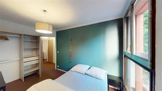 Rooms in Grenoble - photo 3