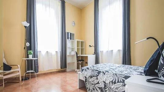 Rooms in Milano Zona 2 - Stazione Centrale, Gorla, Turro, Greco, Crescenzago - photo 1