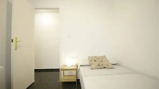 Rooms in Valencia Ciutat Vella - photo 1