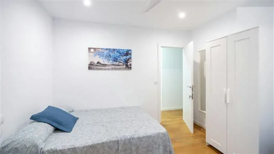 Rooms in Valencia Ciutat Vella - photo 2