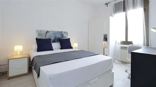 Rooms in Barcelona Eixample - photo 1