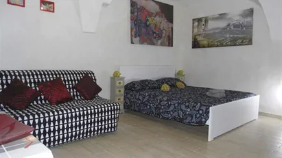 Apartment for rent in Napoli Municipalità 4, Naples