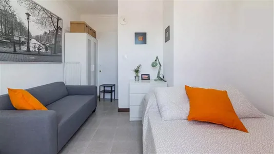 Rooms in Valencia Extramurs - photo 2